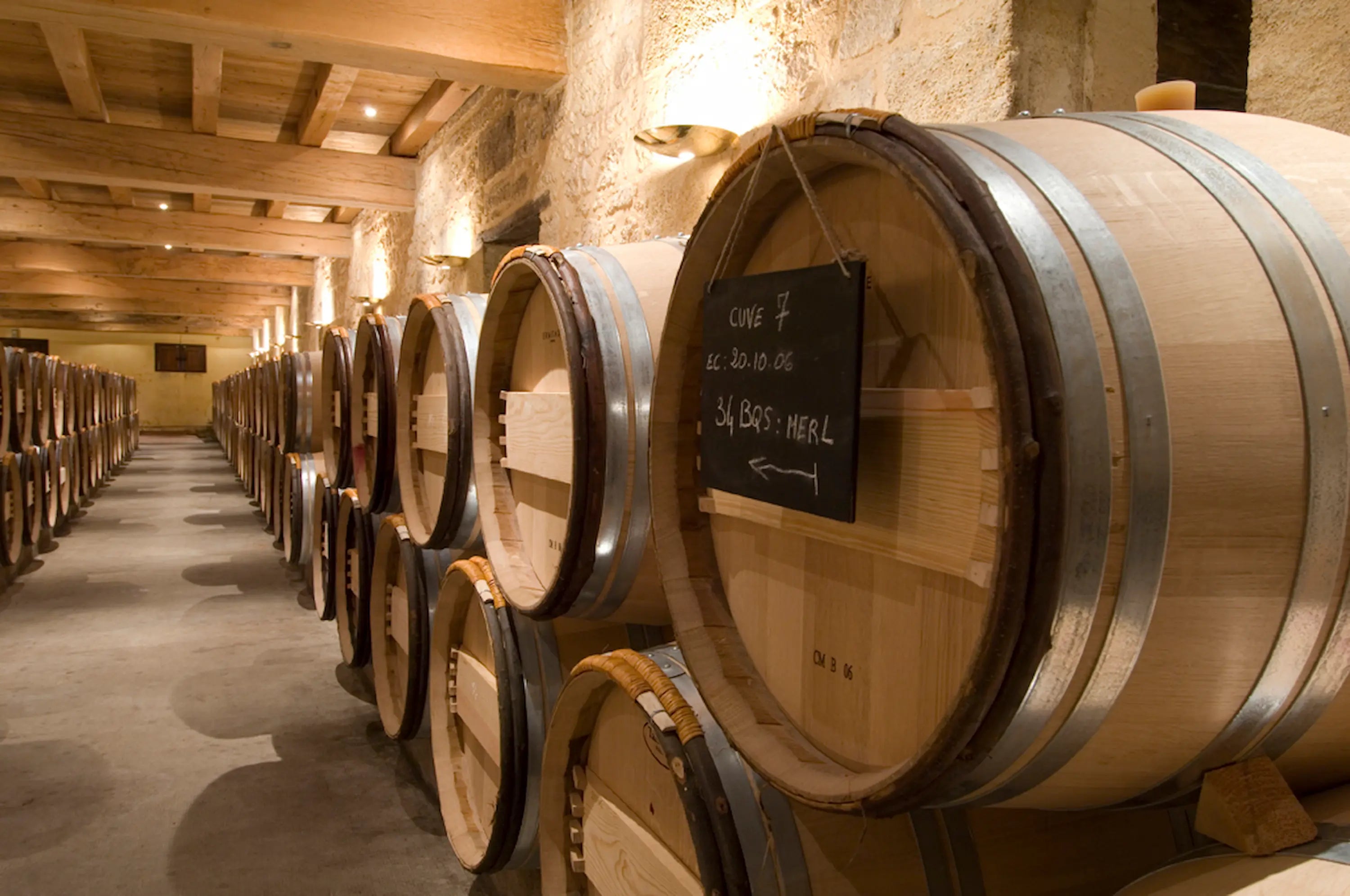 Fasskeller in Sain-Émilion bei Château Canon-la-Gaffelière.