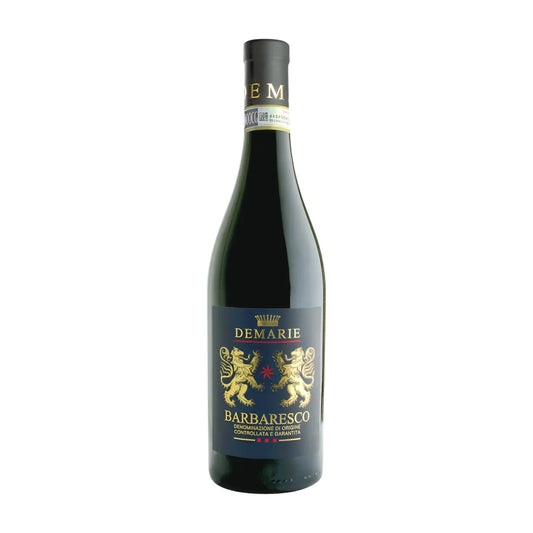 Barbaresco DOCG von Demarie freigesetellt vor weissem Hintergrund.