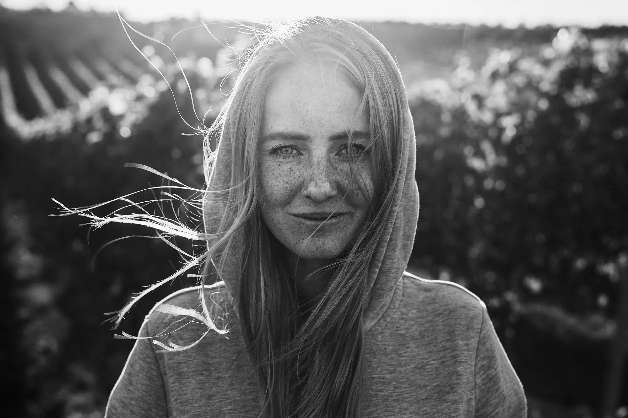Portrait schwarz weiss von Juliane Eller von Juwel Weine Juliane Eller.