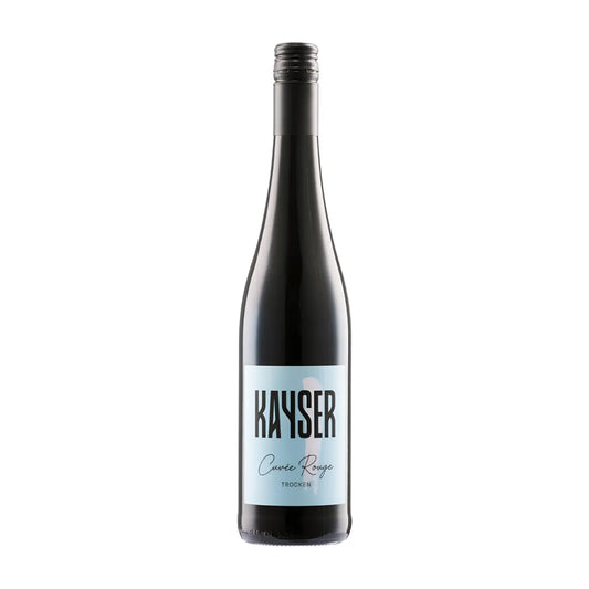 Cuvée rouge von Kayser Wein & Sekt freigestellt vor weissem Hintergrund.