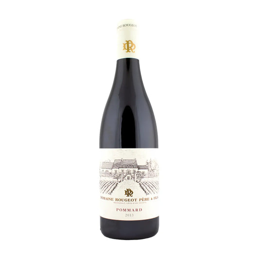 Pommard Clos des Roses von der Domaine Rougeot freigestellt vor weissem Hintergrund.