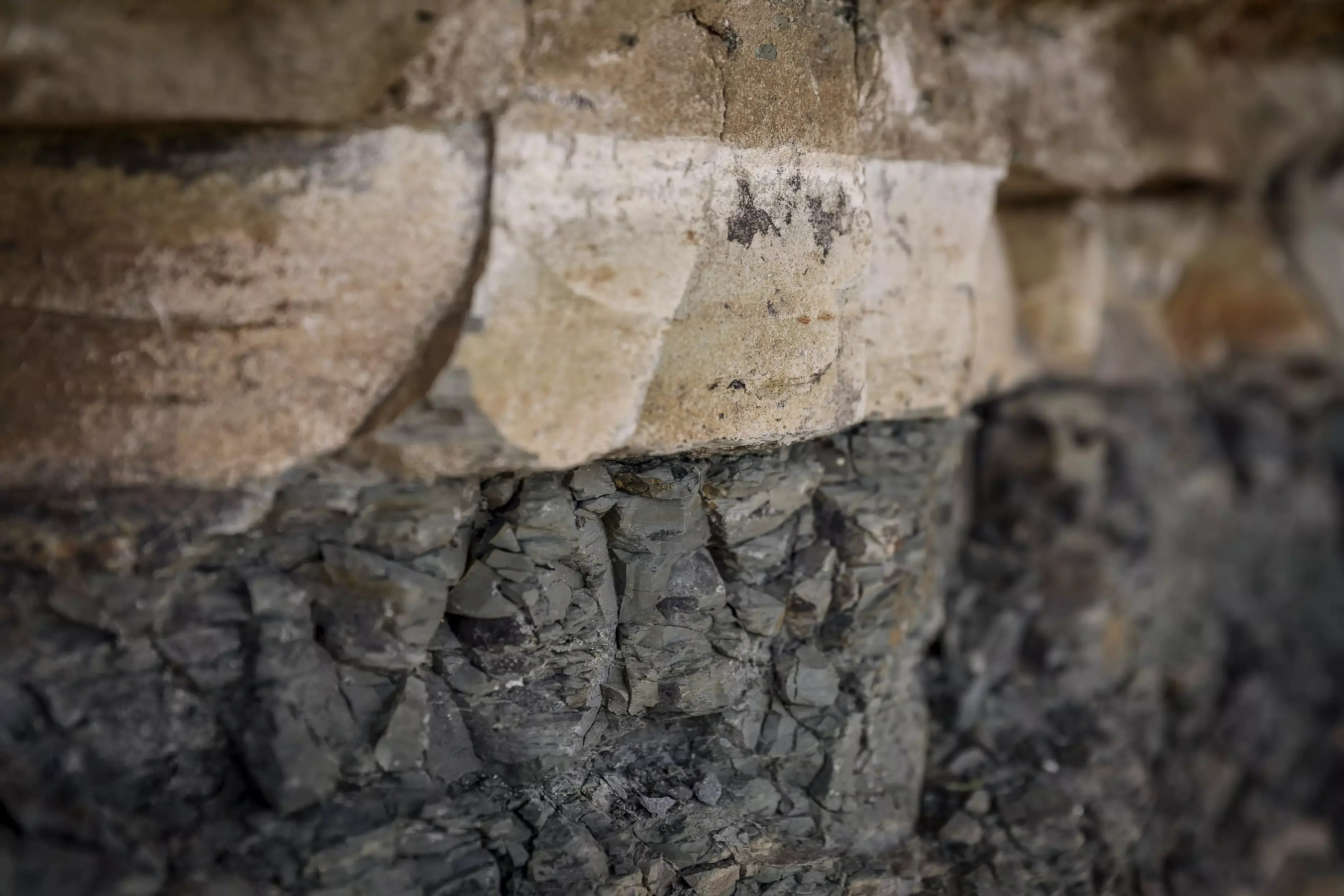 Typischer Gipskeuper, das einmalige Terroir in Iphofen im Weinanbaugebiet Franken.