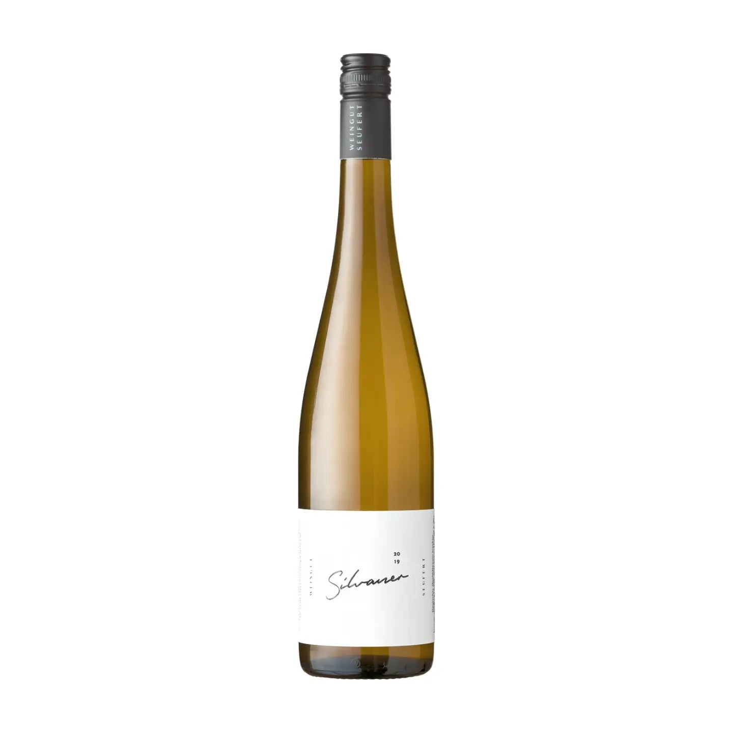 Silvaner von der Steillage vom Weingut Laura Seufert aus Iphofen in Franken freigestellt.