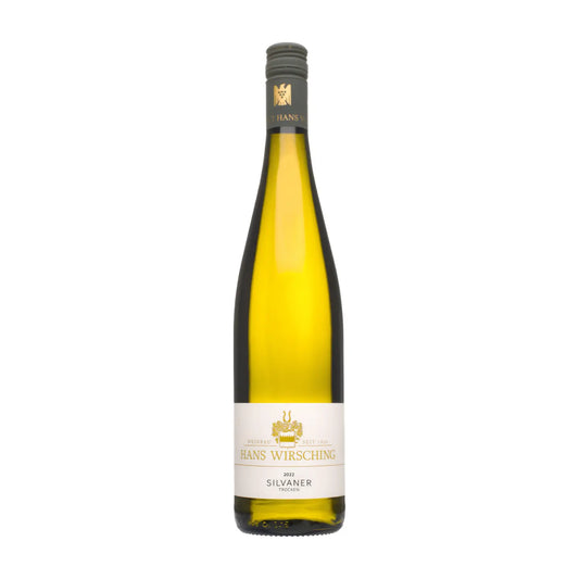 Silvaner VDP.Gutswein vom Weingut Hans Wirsching freigestellt mit weissem Hintergrund.